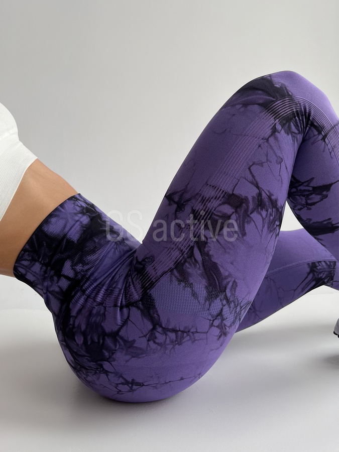 Лосини спортивні безшовні з ефектом push up та принтом тай-дай фіолетові S Tie-Dye HH010 фото