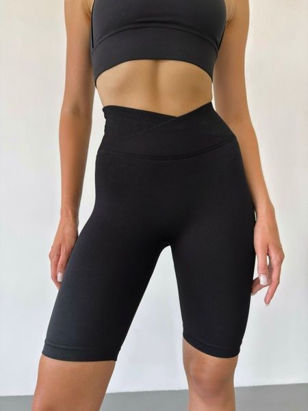 З ДЕФЕКТОМ Велосипедки спортивні безшовні з ефектом push up чорні L V-shape