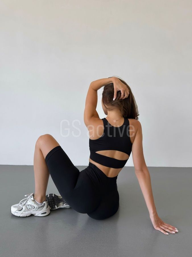 З ДЕФЕКТОМ Велосипедки спортивні безшовні з ефектом push up чорні L V-shape
