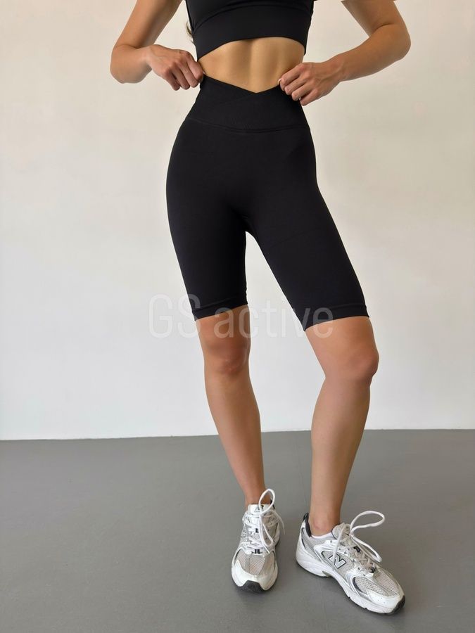 З ДЕФЕКТОМ Велосипедки спортивні безшовні з ефектом push up чорні L V-shape